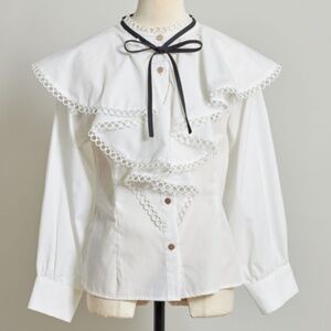 Toco Closet blouse – Size M (also fits S)
